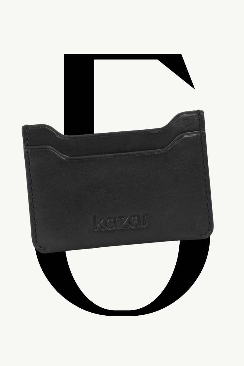 Czarne etui na karty